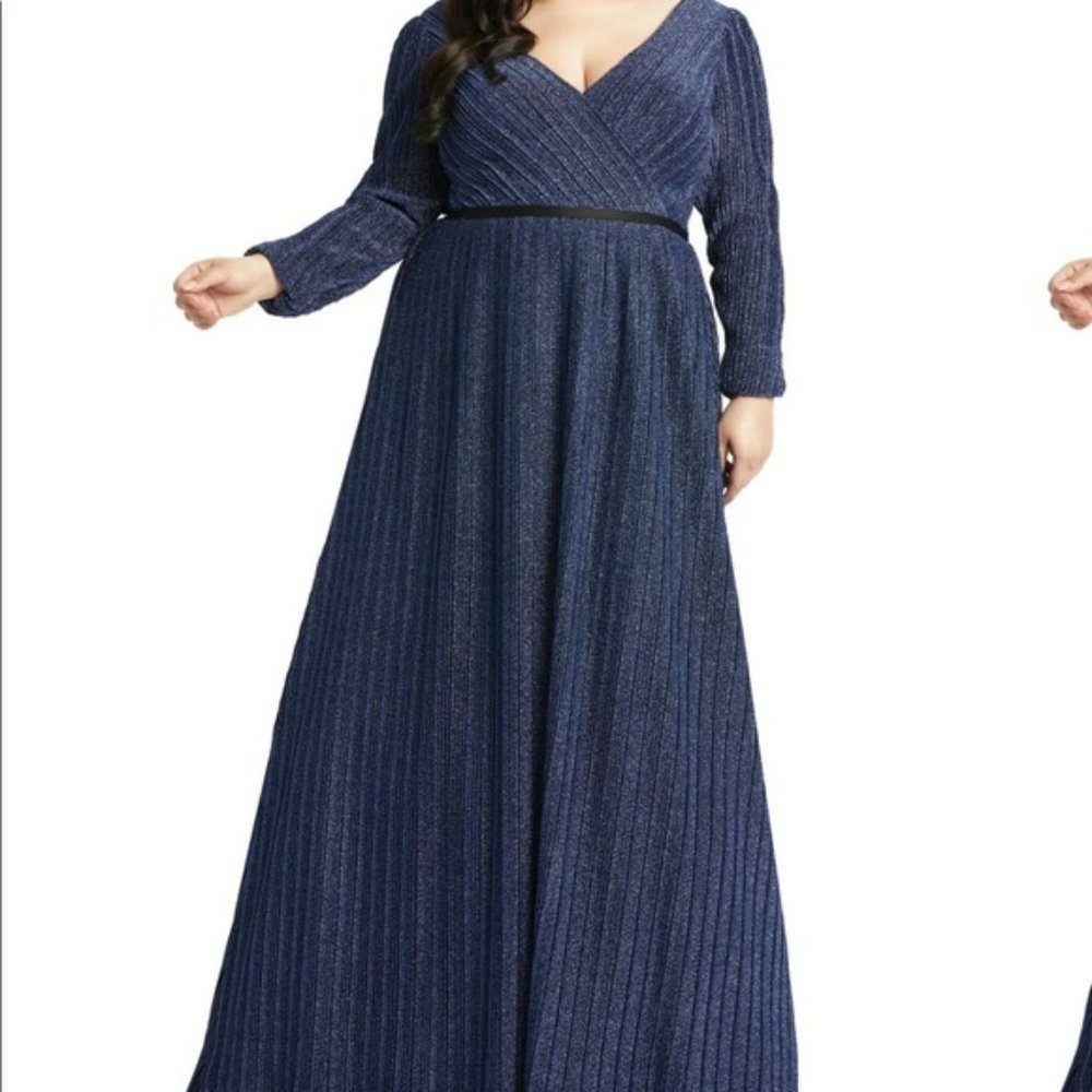 Fabulouss by Mac Duggal - Long Sleeved ALine Gown